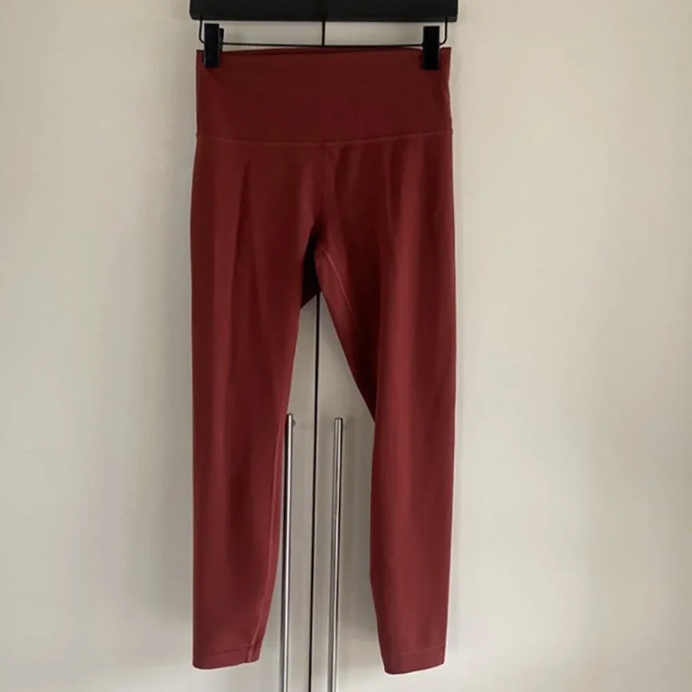 Lululemon Wunder Train High-Rise Tight 25" EUC - Picture 3 of 12